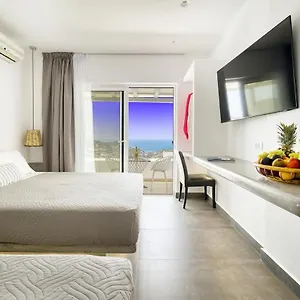 Anius Apartahotel